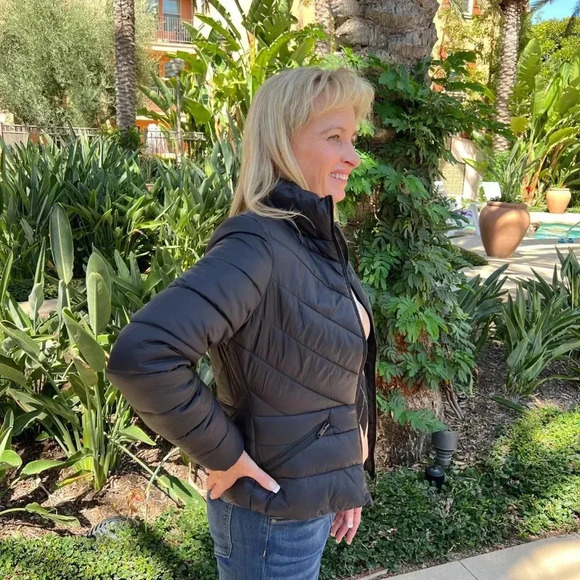 Packable Puffer Quilted Jacket Black Zip Closure Lightweight High Neck - Picture 2 of 5